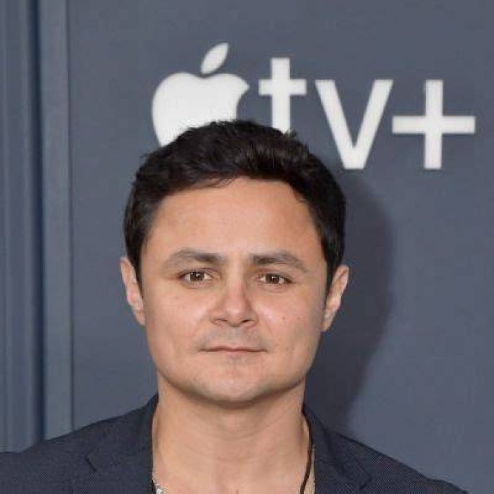 
Arturo Castro Girlfriend: Is He Gay or Dating Anyone? Question on His Sexuality 