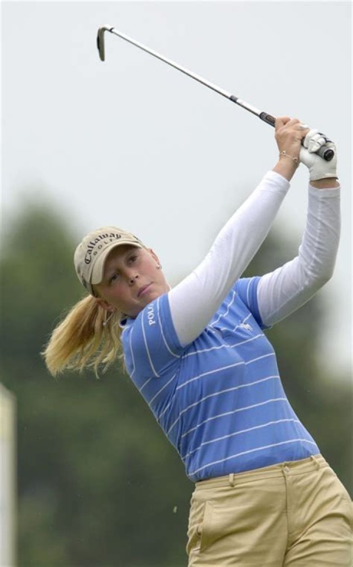 Bronte Law Height, Weight, Net Worth, Age, Birthday, Wikipedia, Who, Nationality, Biography