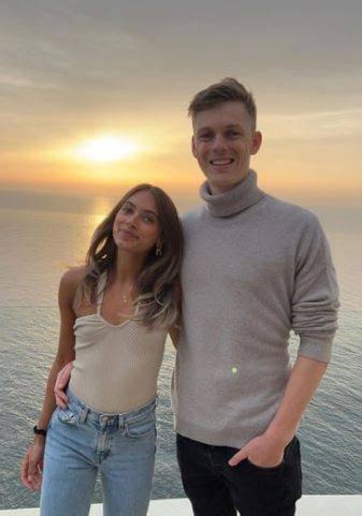 Caspar Lee – Wiki, Age, Height, Net Worth, Girlfriend, Is He Gay?