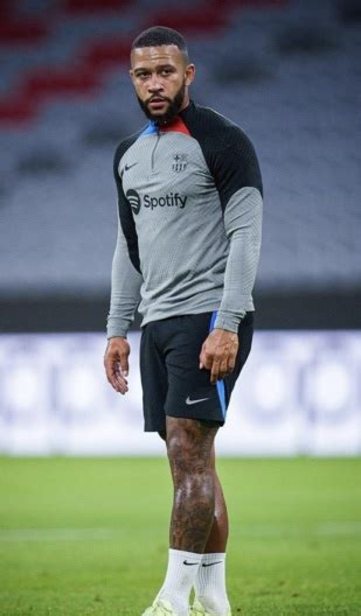Dennis Depay Height, Weight, Net Worth, Age, Birthday, Wikipedia, Who, Nationality, Biography