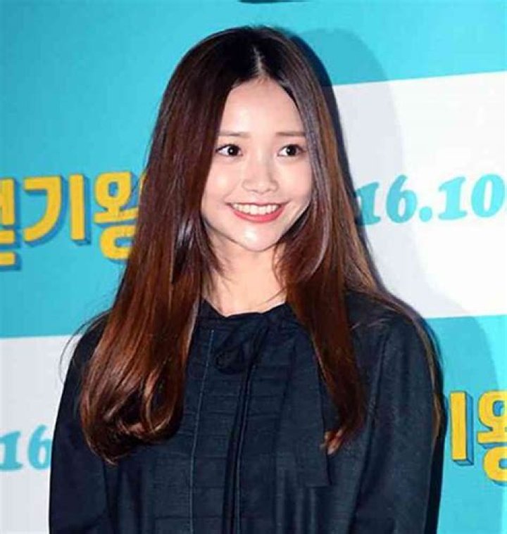 Ha Yeon Soo Height, Weight, Net Worth, Age, Birthday, Wikipedia, Who, Instagram, Biography