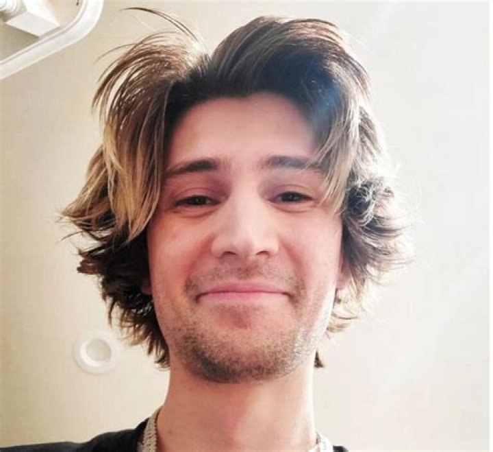 HarukiVA Face Reveal: What Does The ASMR YouTuber Look Like? Real Name & Bio