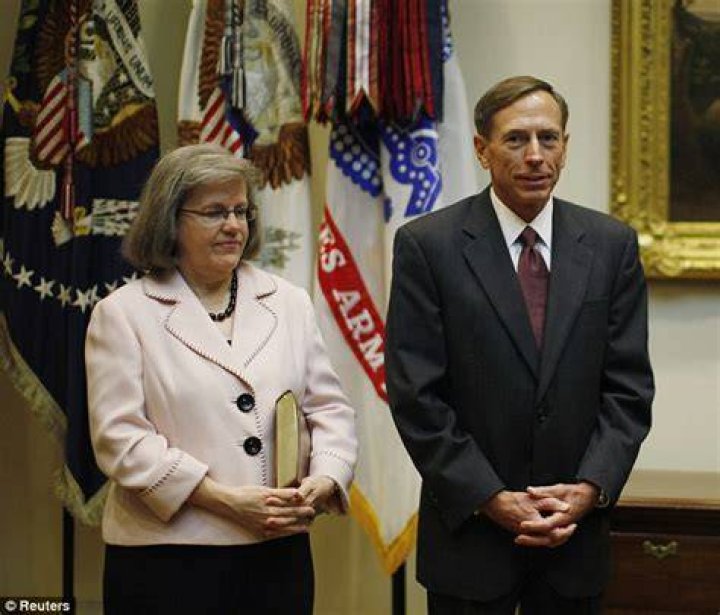 Is David Petraeus Still Married To Wife Holly Petraeus? Divorce Rumor And Paula Broadwell Affair Explained