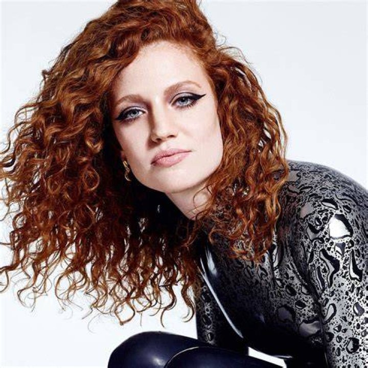 
Jess Glynne Illness – Is She Sick? Health Update Age And Height 