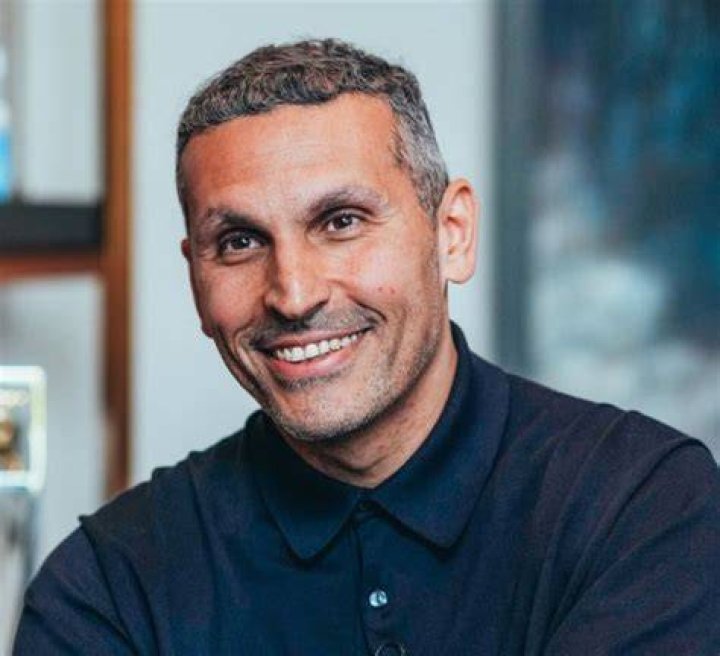 Khaldoon Al Mubarak Money, Net Worth, Brother, Family, Height, Wealth