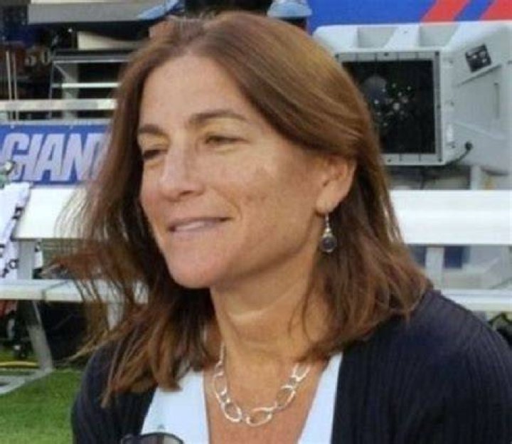 Lisa Simon Krueger Height, Weight, Net Worth, Age, Birthday, Wikipedia, Who, Instagram, Biography