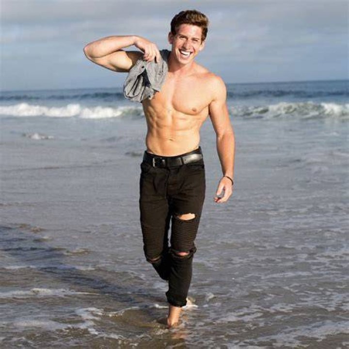 
Mason Fulp Height, Weight, Net Worth, Age, Birthday, Wikipedia, Who, Nationality, Biography 