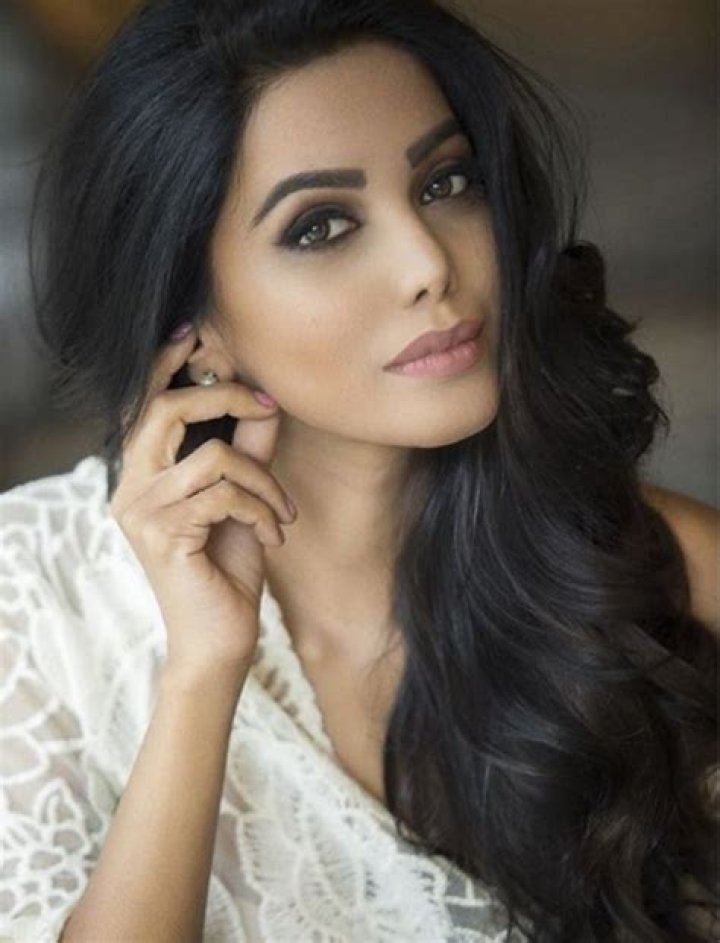 Natasha Suri Height, Weight, Net Worth, Age, Birthday, Wikipedia, Who, Instagram, Biography