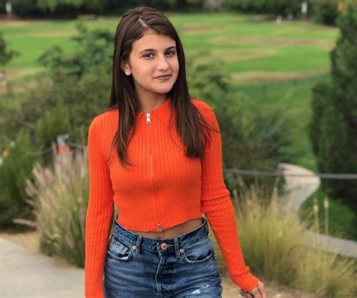 Roselie Arritola Height, Age, Boyfriend, Biography, Wiki, Net Worth