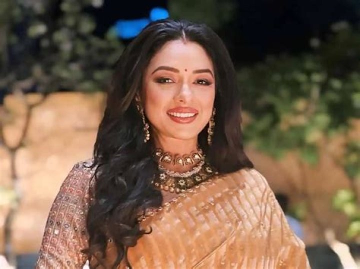 
Rupali Ganguly Height, Weight, Net Worth, Age, Birthday, Wikipedia, Who, Nationality, Biography 