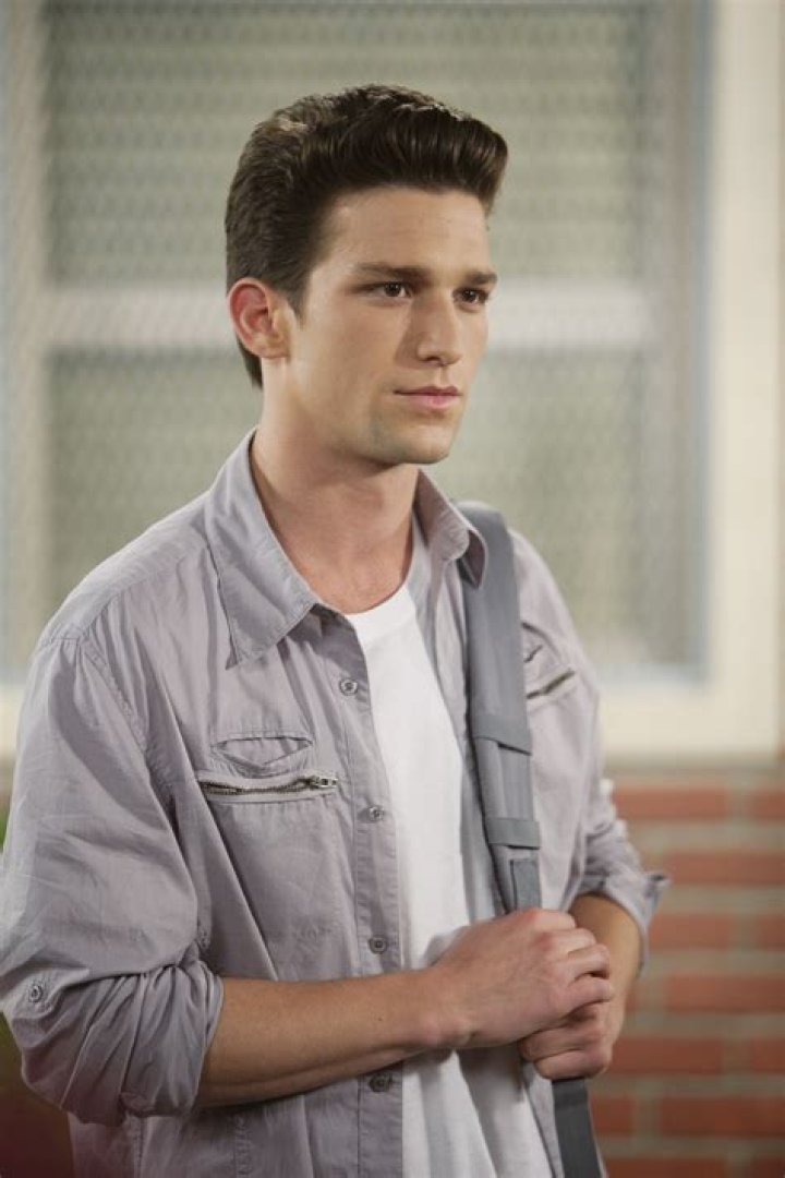 
Where is Daren Kagasoff today? Net worth, girlfriend, family 