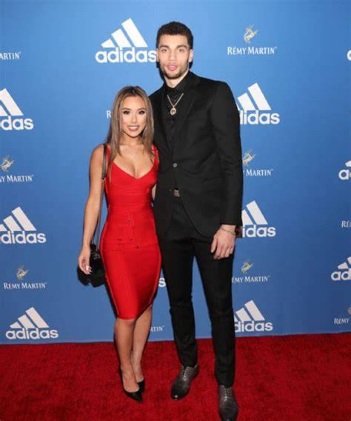 Who Is Hunter Mar? Zach Levine Girlfriend- Age Parents And Instagram